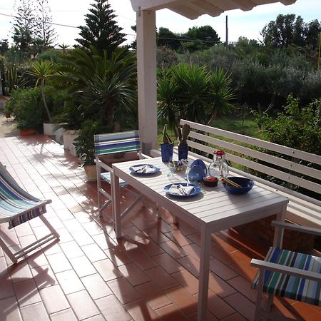 Villa Cetta B&B Сан-Леоне Экстерьер фото