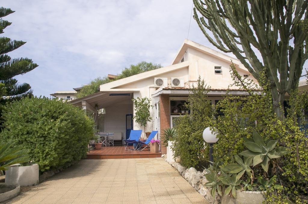 Villa Cetta B&B Сан-Леоне Экстерьер фото