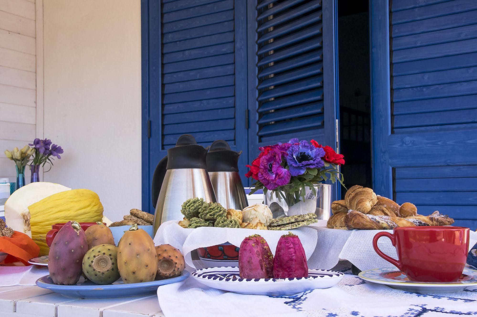 Villa Cetta B&B Сан-Леоне Экстерьер фото